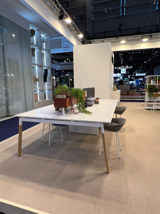 PHOTO-2023-04-04-09-04-42 2